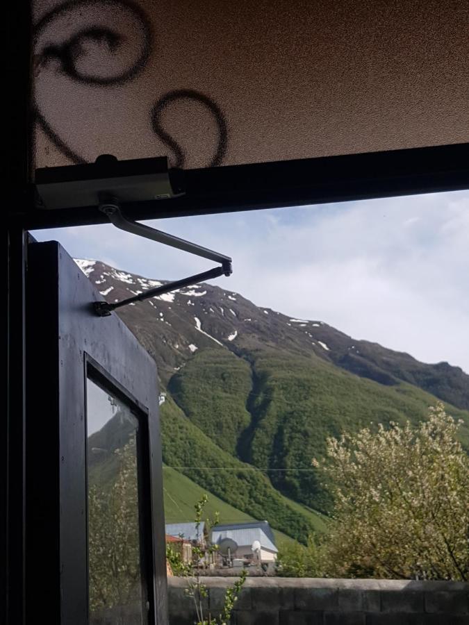 Cozy House Kazbegi Hotel Exterior photo